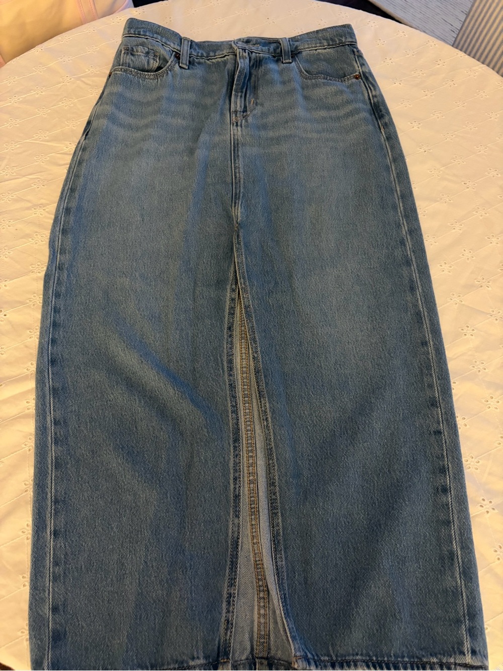 Old Navy Straight-Leg Jeans Skirt in Blue Denim